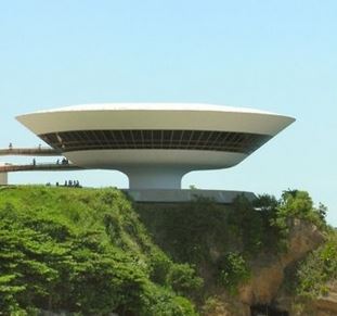 Le Musée d'art contemporain de Niteroi, Brésil
